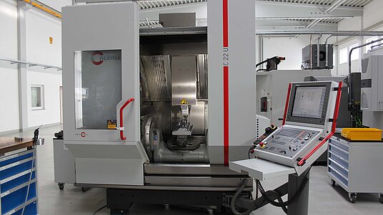 The new Hermle C 22 U CNC 5-axis high performance machining centre